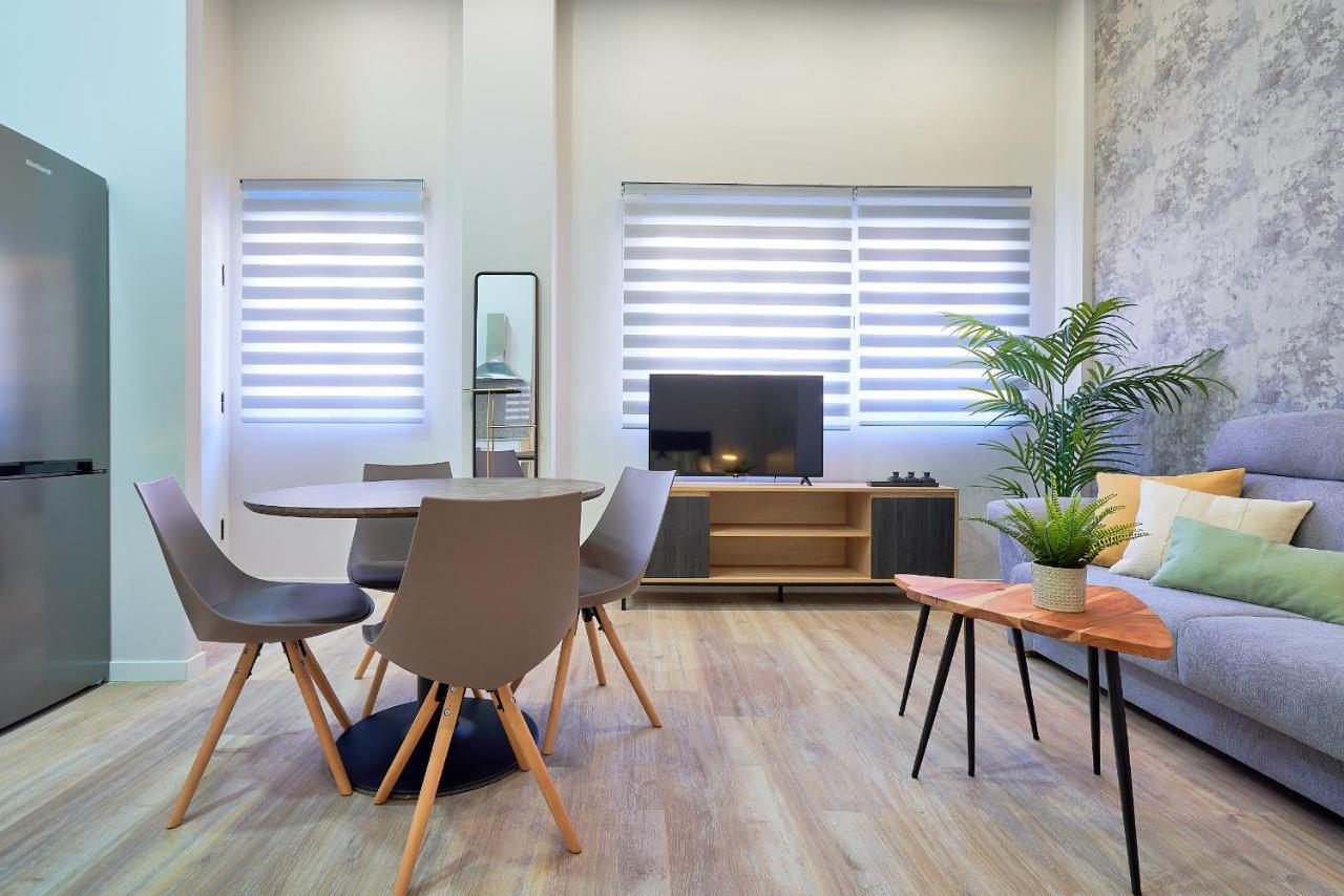 Del Parque Flats Estudio Capuchinos Малага Екстериор снимка