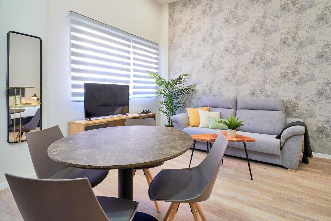 Del Parque Flats Estudio Capuchinos Малага Екстериор снимка