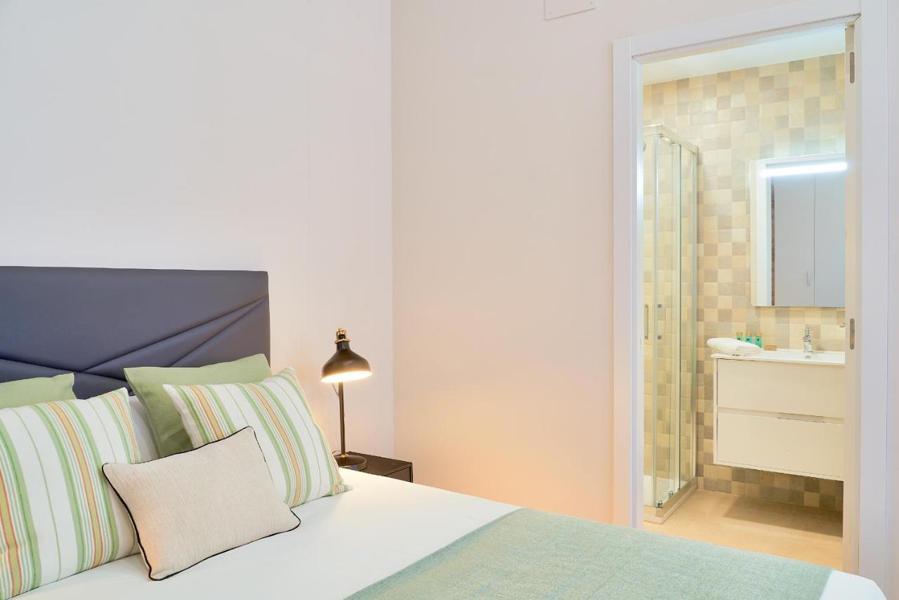 Del Parque Flats Estudio Capuchinos Малага Екстериор снимка