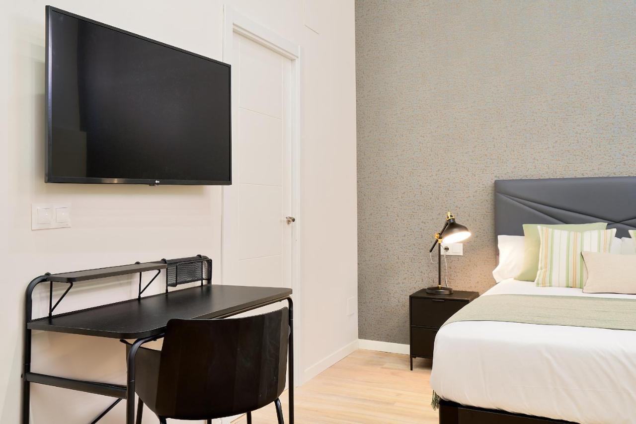 Del Parque Flats Estudio Capuchinos Малага Екстериор снимка