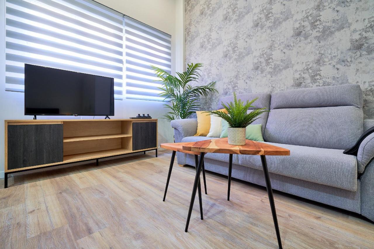 Del Parque Flats Estudio Capuchinos Малага Екстериор снимка