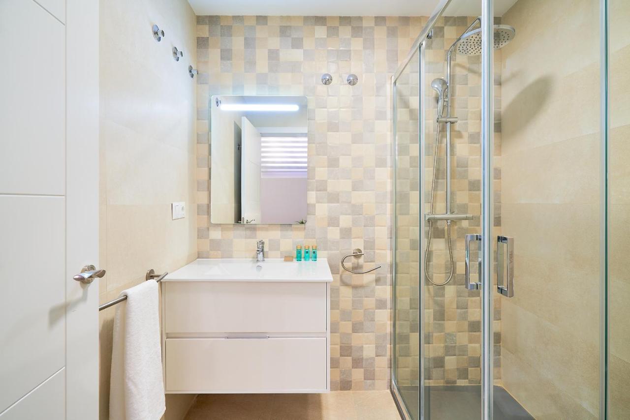 Del Parque Flats Estudio Capuchinos Малага Екстериор снимка