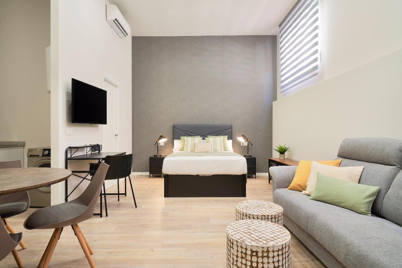 Del Parque Flats Estudio Capuchinos Малага Екстериор снимка